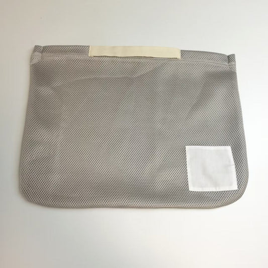Gray Mesh Faux Leather Trim Laundry Bag – Handheld Breathable Mesh Storage Bag for Underwear & Daily Washing Matching